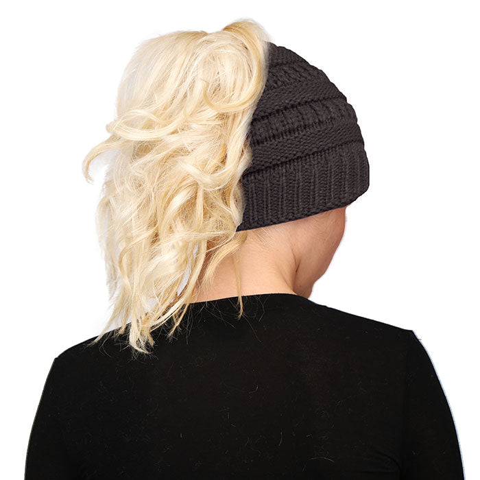 HATEGORY Solid Stretchy Hole Knitted Beanie