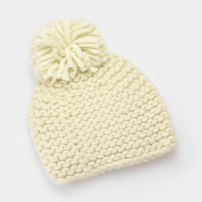 HATEGORY Chunky yarn pom pom beanie hat