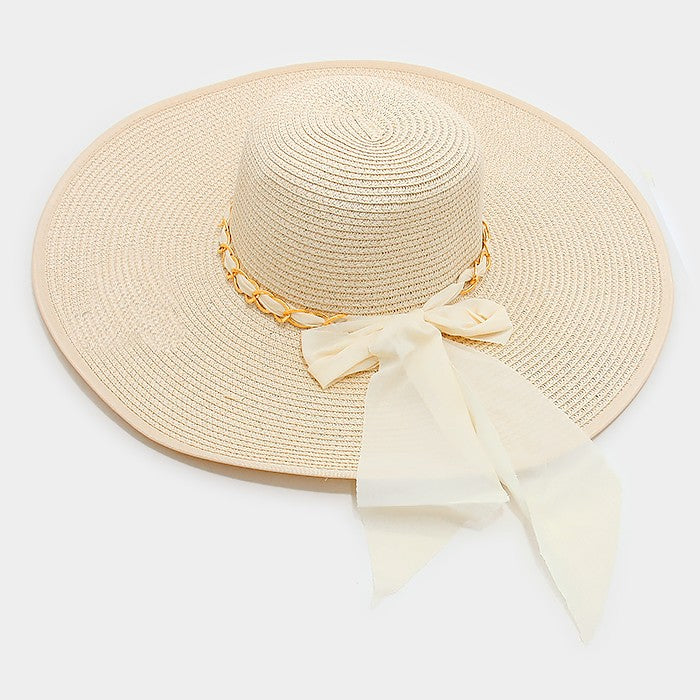 HATEGORY Wide brim paper straw floppy sun hat with metal chain ribbon
