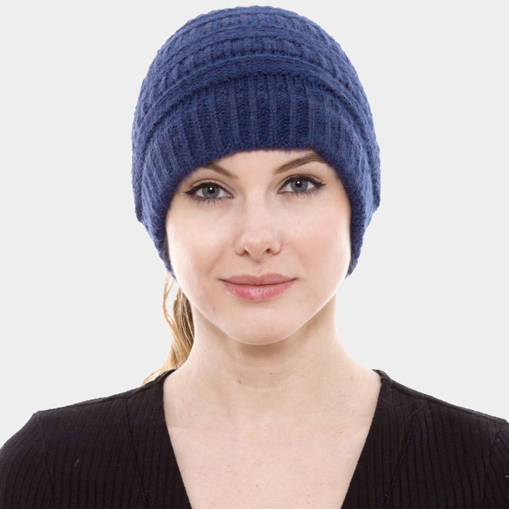 HATEGORY Cable Knit Ponytail Beanie Hat