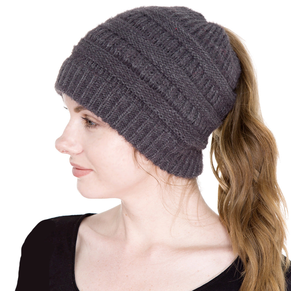 HATEGORY Cable Knit Ponytail Beanie Hat