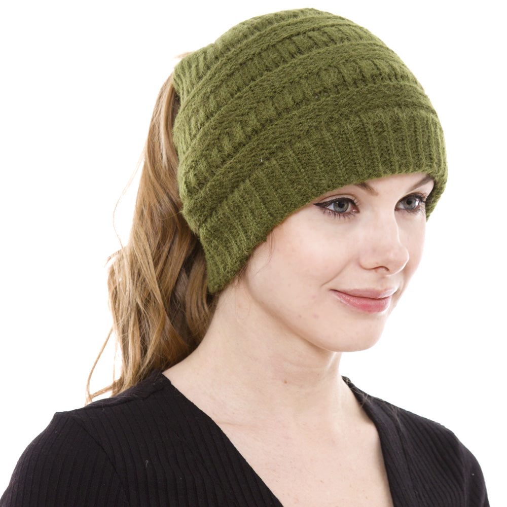HATEGORY Cable Knit Ponytail Beanie Hat