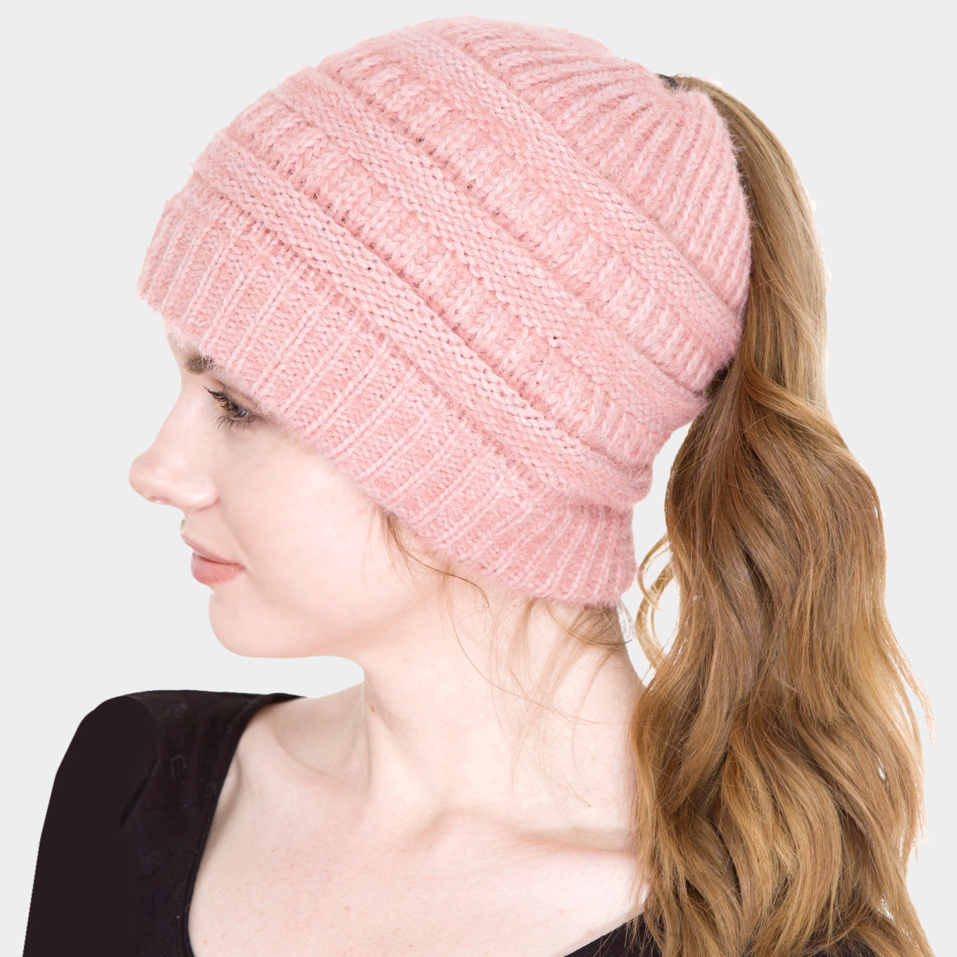 HATEGORY Cable Knit Ponytail Beanie Hat