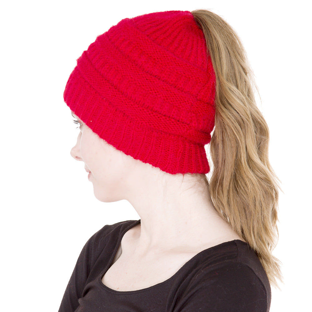 HATEGORY Cable Knit Ponytail Beanie Hat