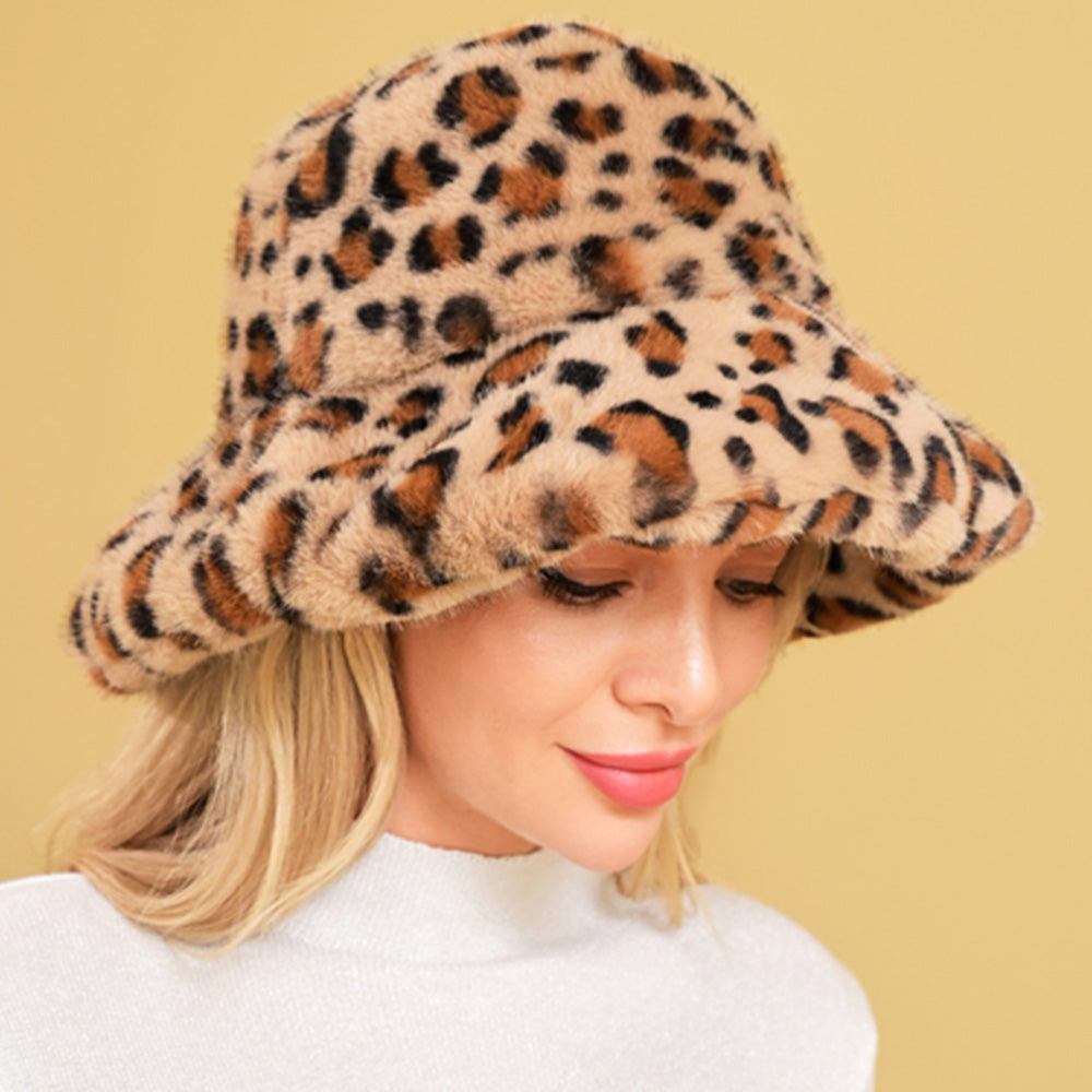 HATEGORY Soft Plush Faux Fur Leopard Print Winter Bucket Hat