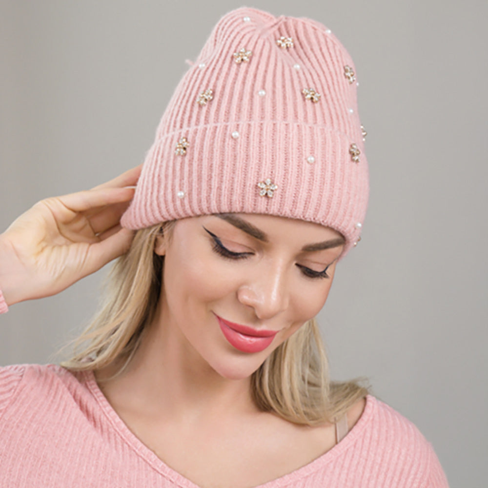 HATEGORY Flower Stone Charm Pearl Embellished Knitted Winter Beanie Hat