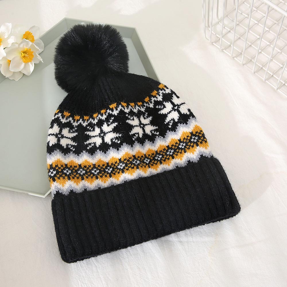HATEGORY Patterned Pom Pom Beanie Hat