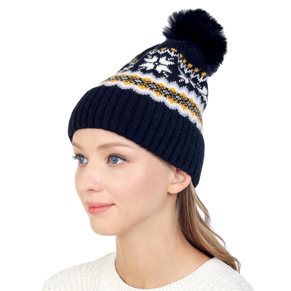 HATEGORY Patterned Pom Pom Beanie Hat