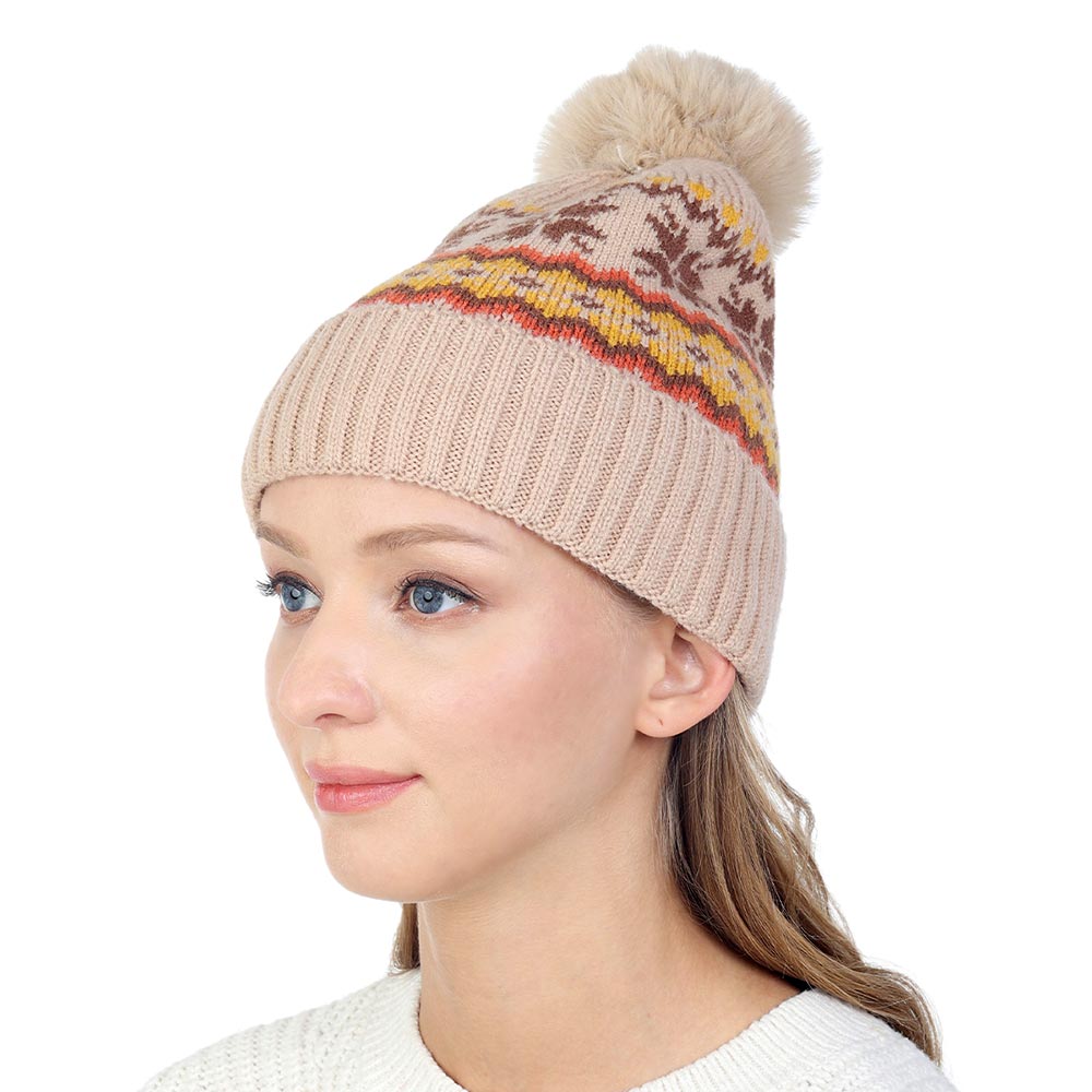 HATEGORY Patterned Pom Pom Beanie Hat