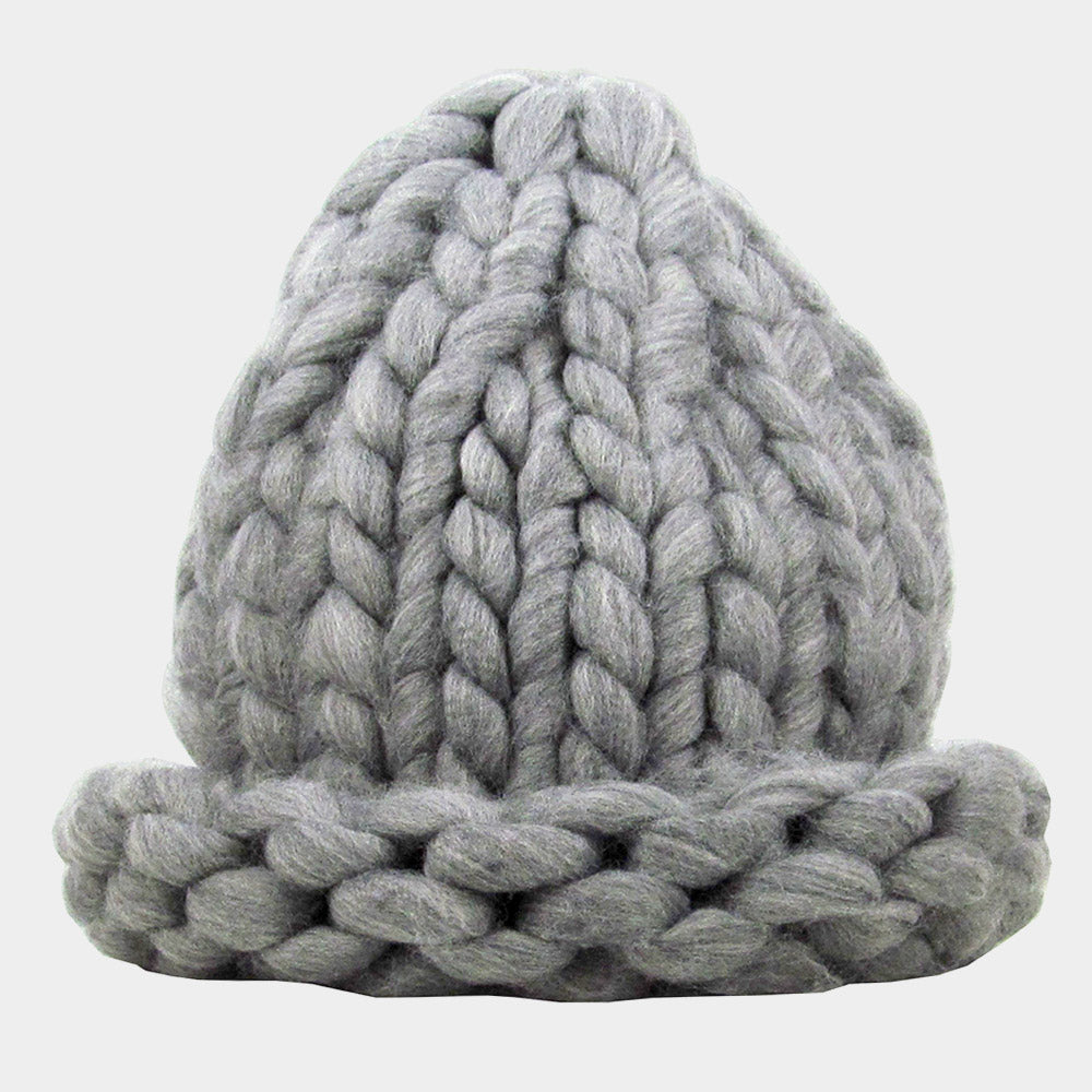 HATEGORY Big Loop Yarn Beanie Hat