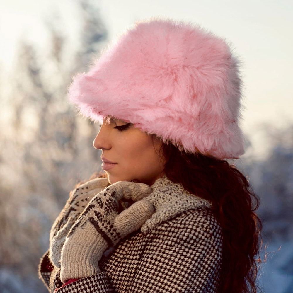 HATEGORY Fuzzy Faux Fur Bucket Hat