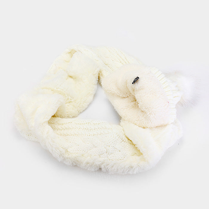 HATEGORY 2PCS Cable Knit Infinity Scarf Pom Pom Beanie Hat Set