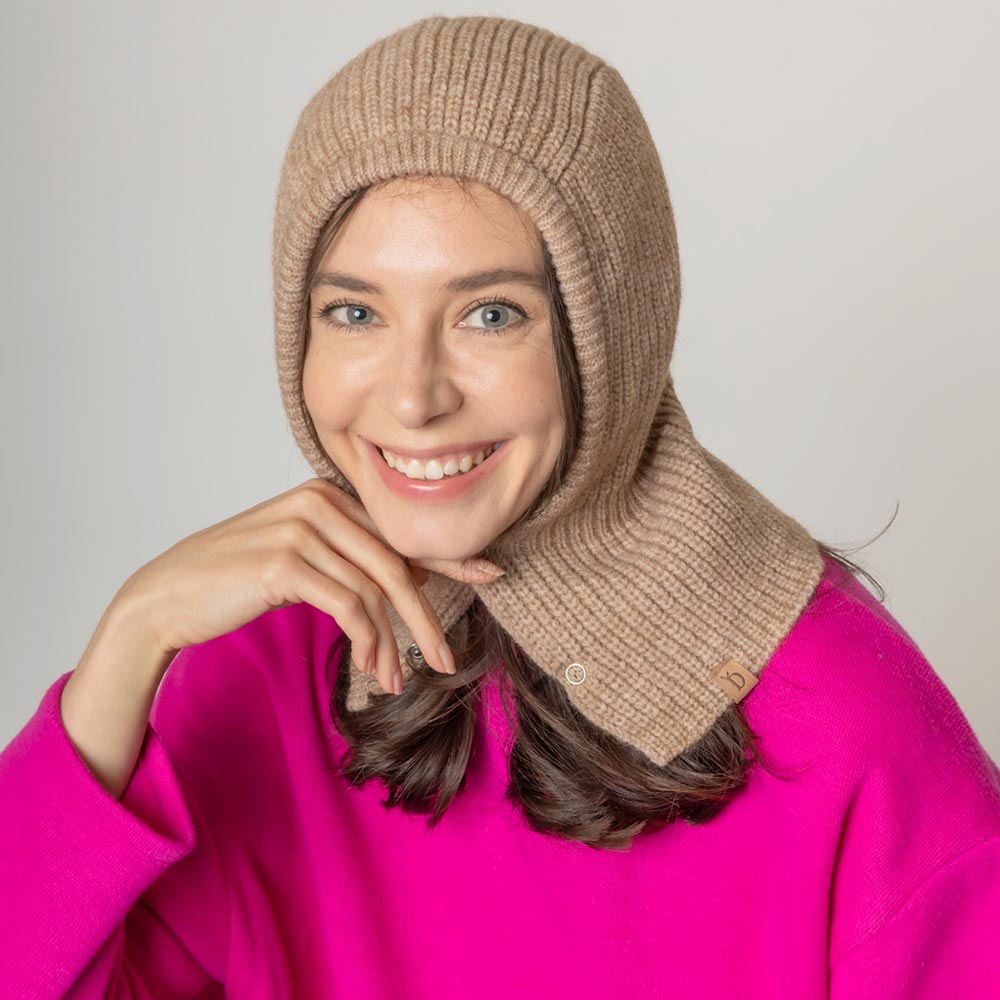 HATEGORY Buttoned Snood Hat
