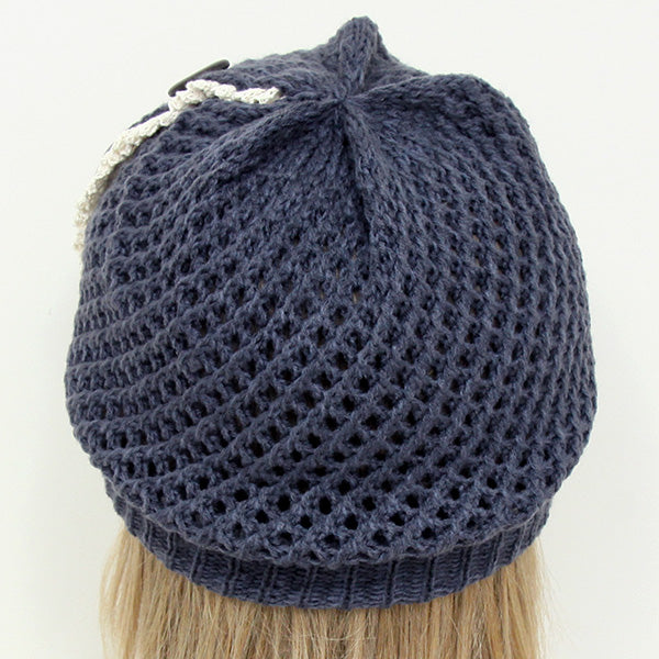 HATEGORY Cute Buttoned Acrylic Beanie