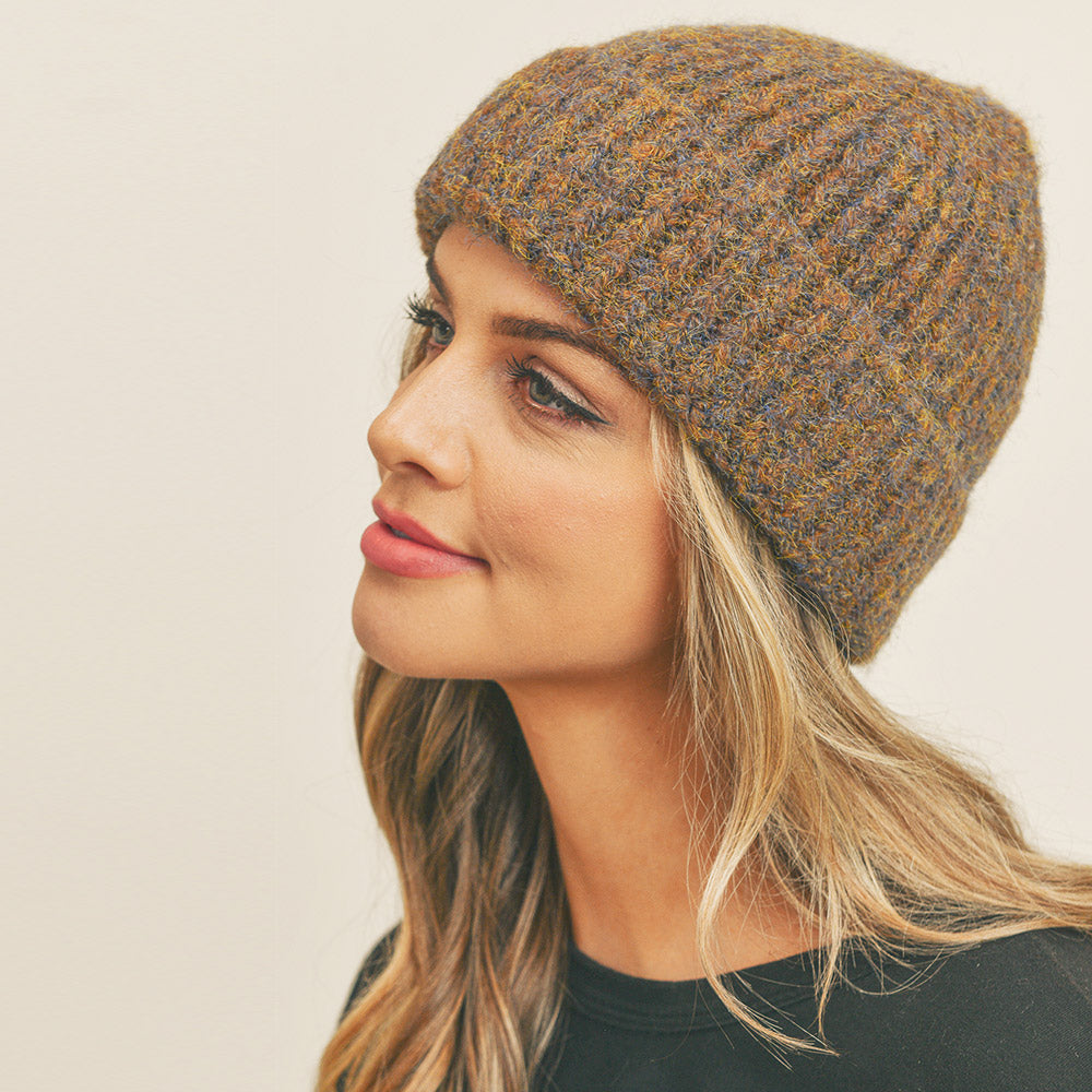 HATEGORY Fuzzy Mixed Color Knit Beanie Hat