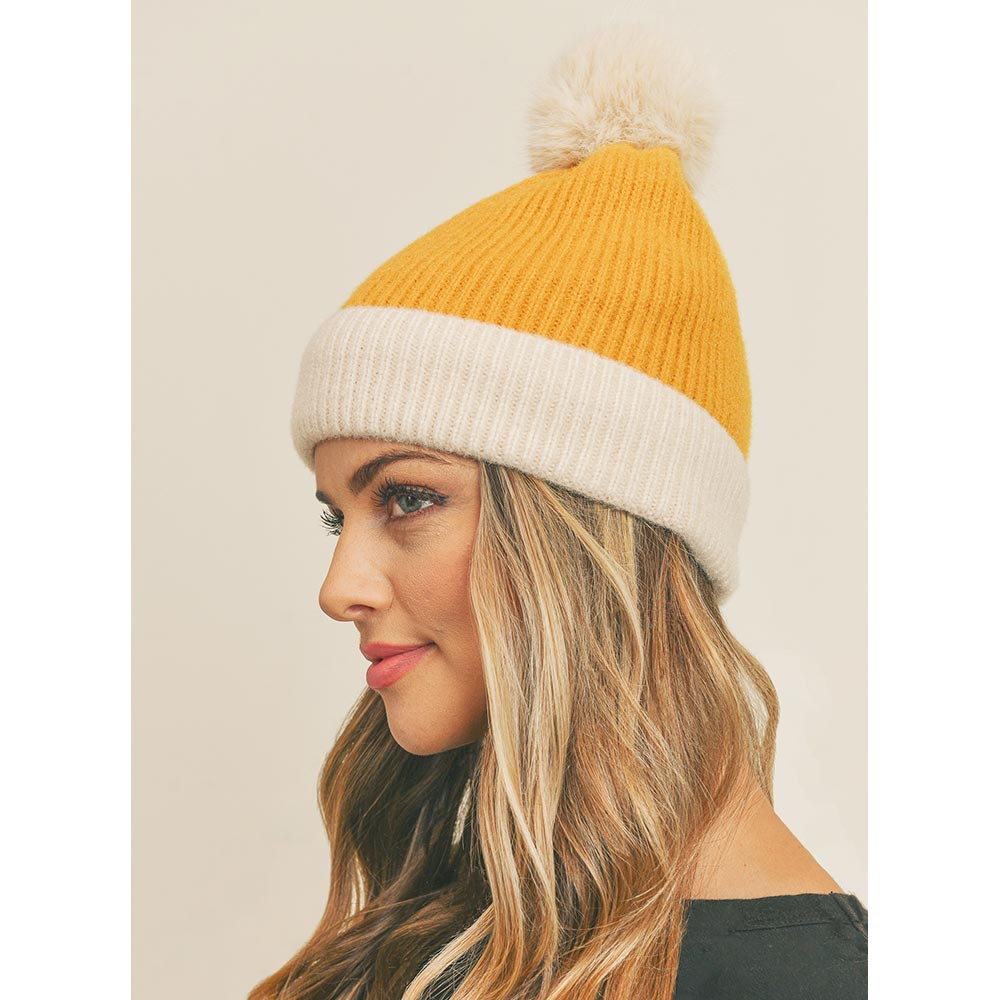 HATEGORY Two Tone Knit Pom Pom Beanie Hat