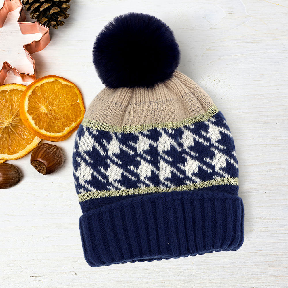 HATEGORY Houndstooth Patterned Pom Pom Beanie Hat