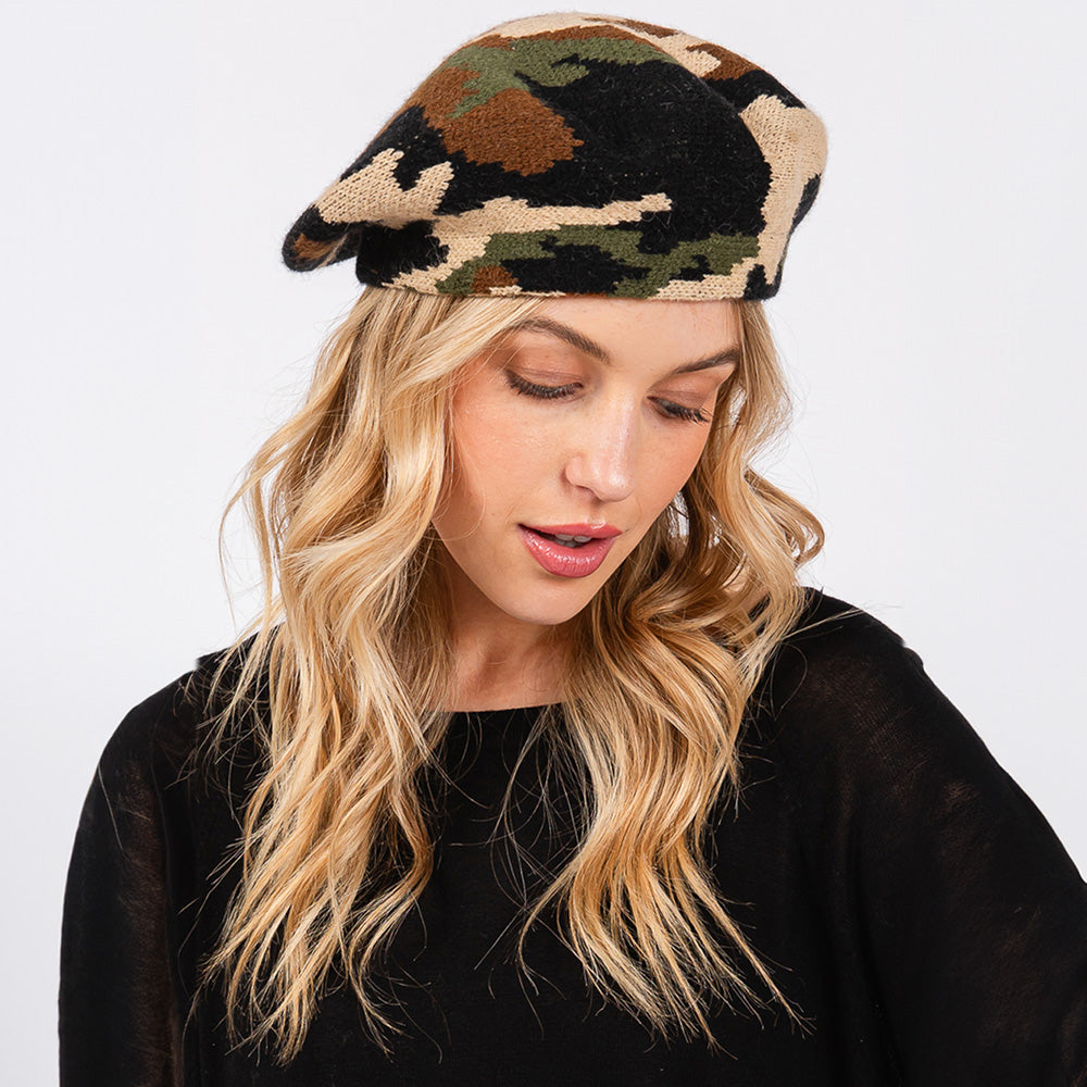 HATEGORY Camo Knit Beret Hat