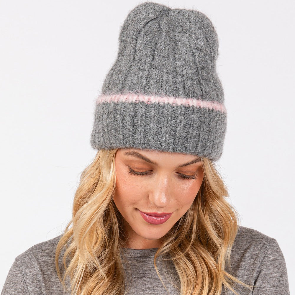 HATEGORY Two Tone Line Detailed Beanie Hat