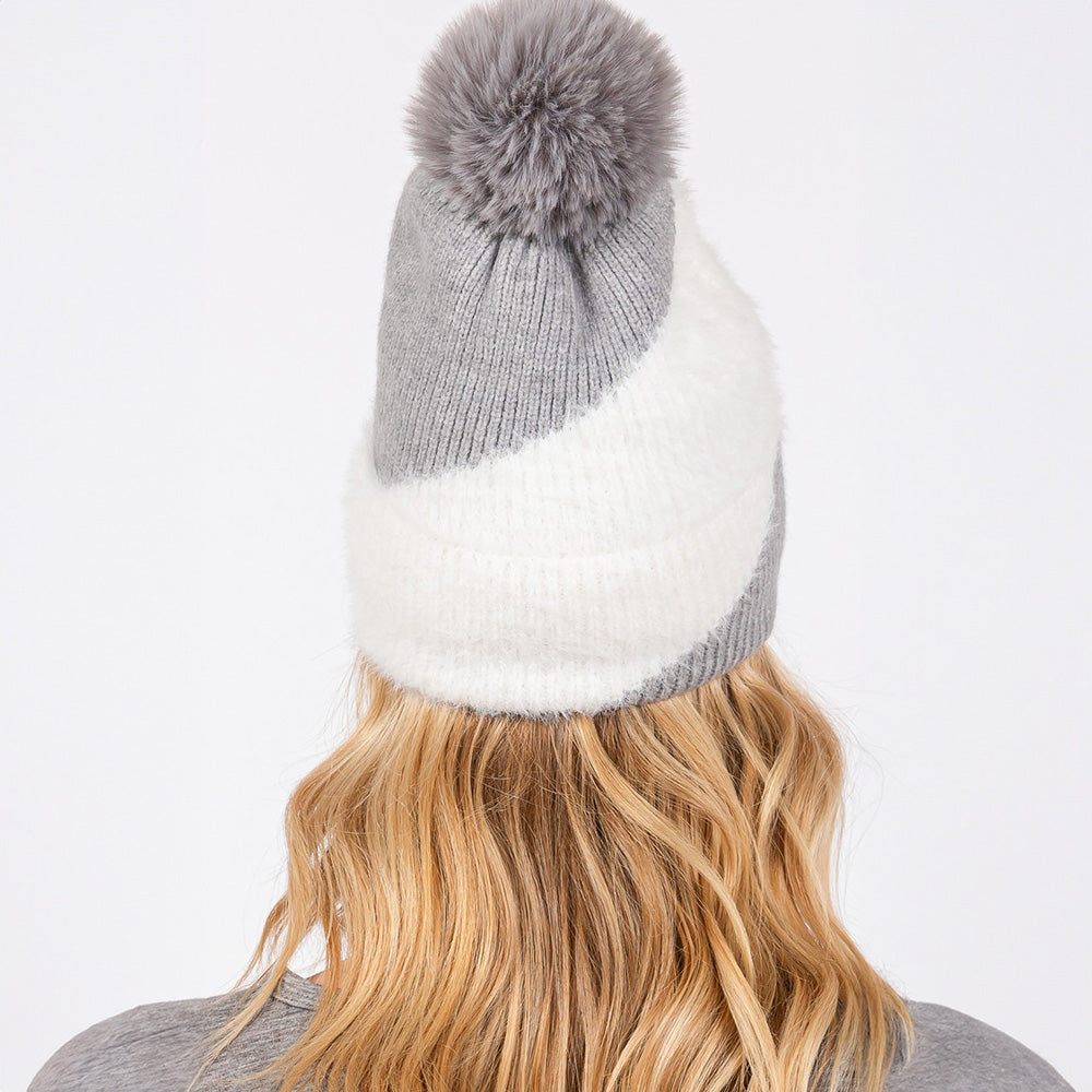 HATEGORY Fuzzy Detailed Fleece Pom Pom Beanie Hat