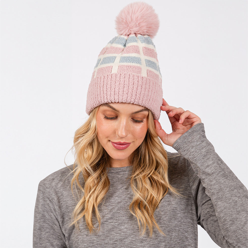 HATEGORY Cozy Color Blocked Pom Pom Beanie Hat