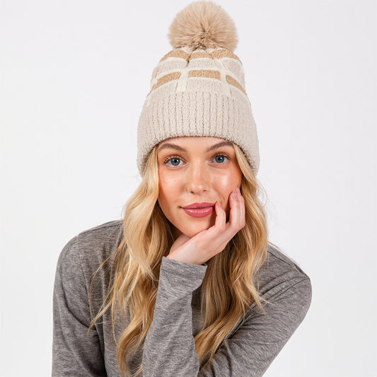 HATEGORY Cozy Color Blocked Pom Pom Beanie Hat