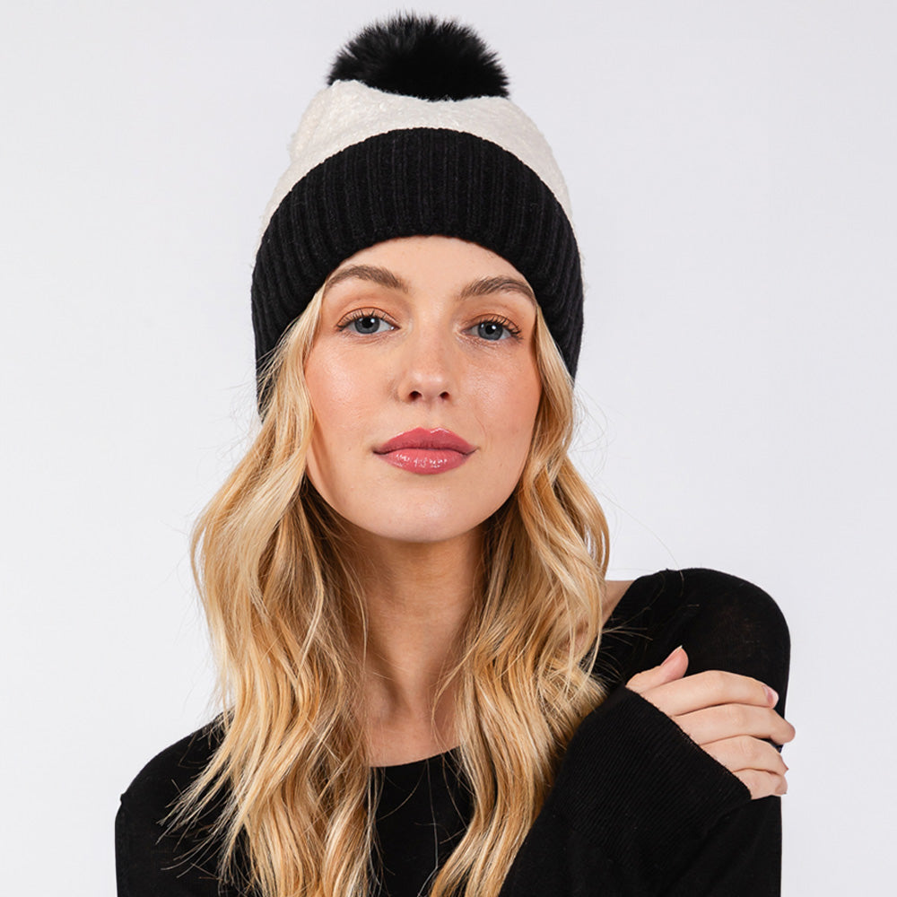 HATEGORY Two Tone Fleeced Pom Pom Beanie Hat