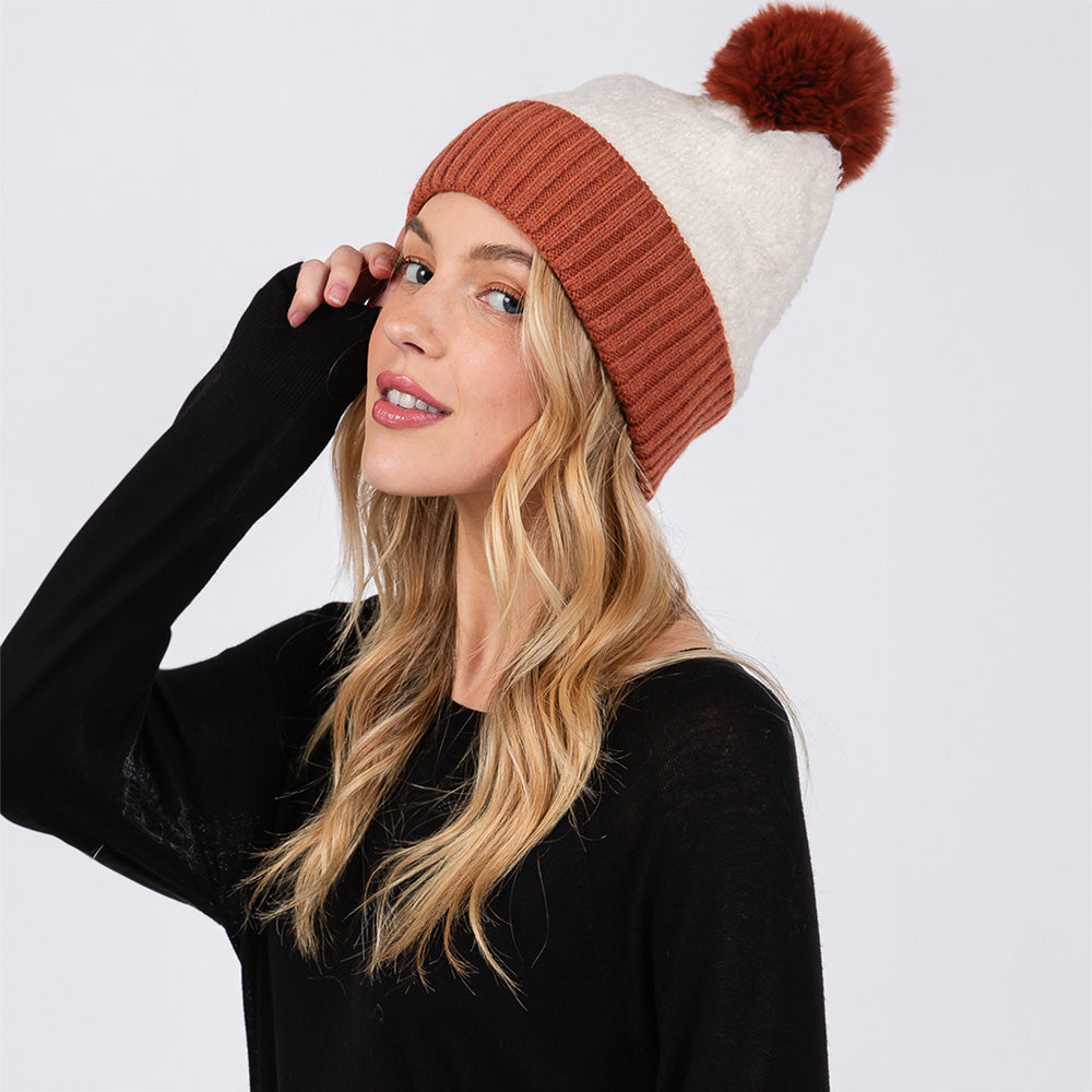 HATEGORY Two Tone Fleeced Pom Pom Beanie Hat