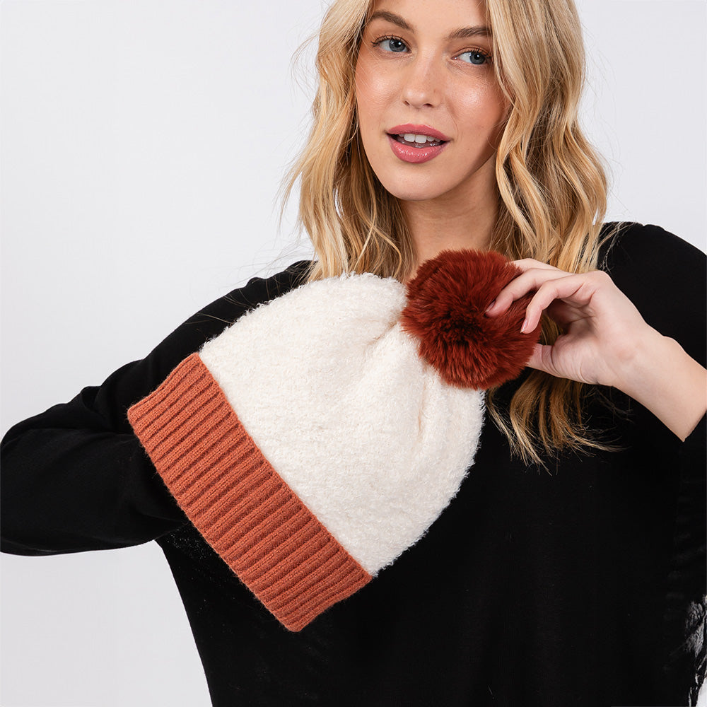 HATEGORY Two Tone Fleeced Pom Pom Beanie Hat