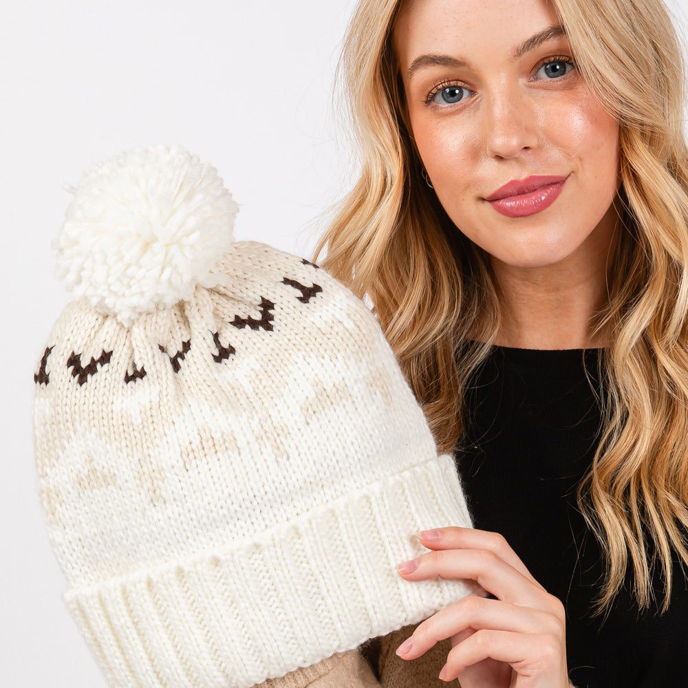 HATEGORY Aztec Pattern Pom Pom Beanie Hat