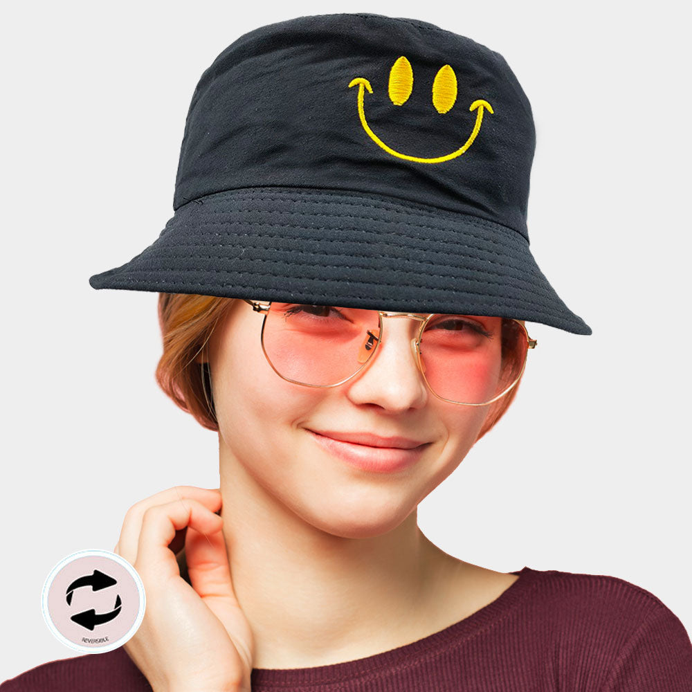 HATEGORY Reversible Smile Pointed  Bucket Hat