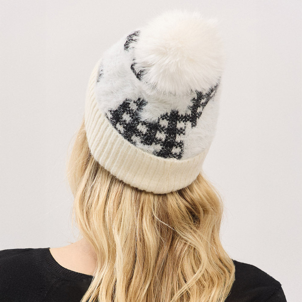 HATEGORY Paid Pattern Faux Fur Mixed Fleeced Pom Pom Winter Beanie Hat