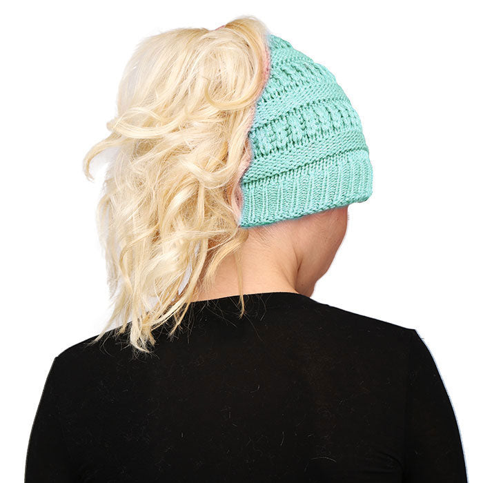 HATEGORY Multi Color Sprinkled Hole Knitted Beanie Hat