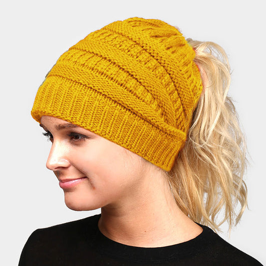 HATEGORY Multi Color Sprinkled Hole Knitted Beanie Hat