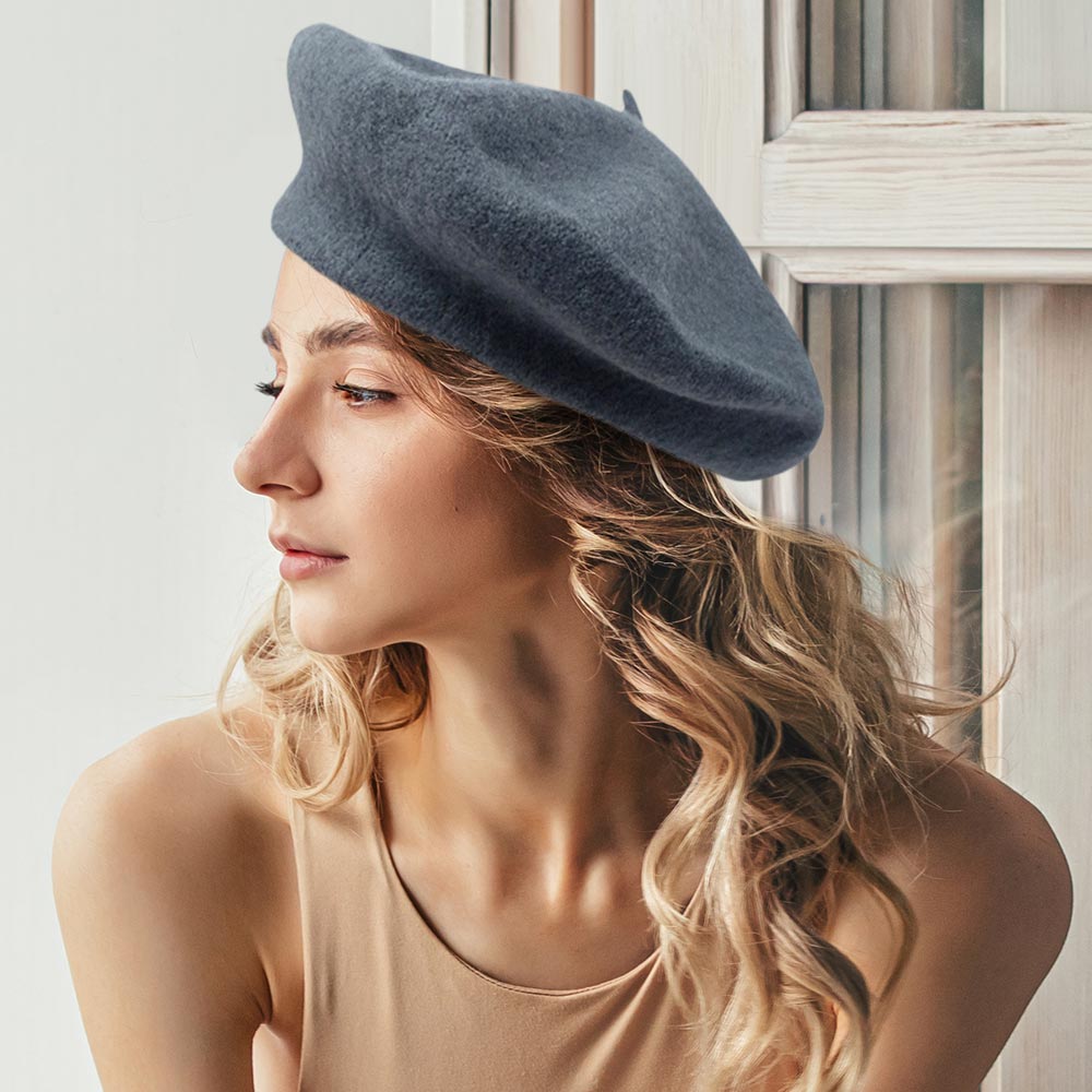 HATEGORY Solid Beret Hat