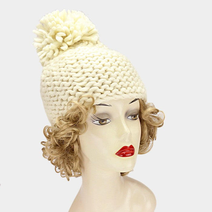 HATEGORY Chunky yarn pom pom beanie hat