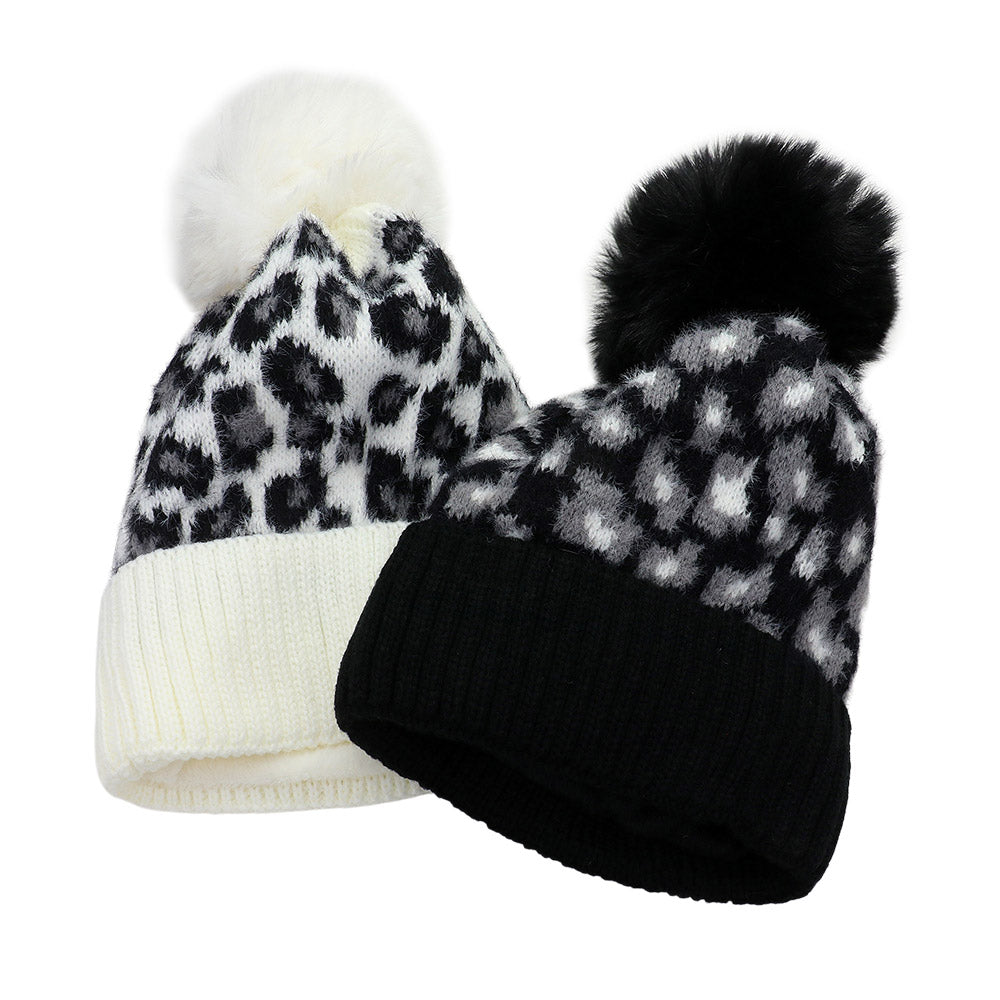 HATEGORY Leopard Pattern Pom Pom Beanie Hat