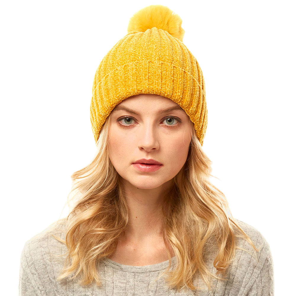 HATEGORY Solid Chenille Pom Pom Beanie Hat