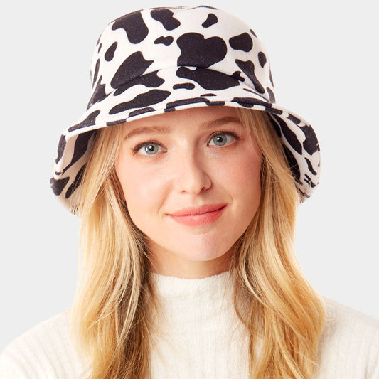 HATEGORY Cow Patterned Bucket Hat