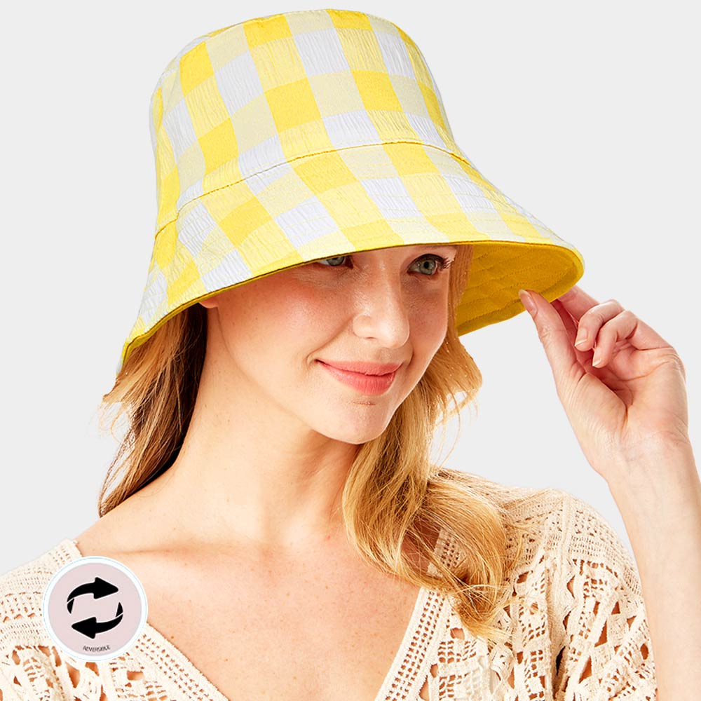 HATEGORY Wired Brim Plaid Check Patterned Reversible Bucket Hat