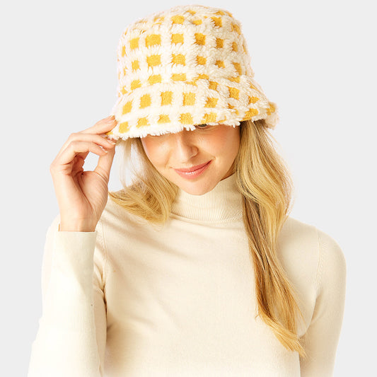 HATEGORY Check Patterned Faux Fur Bucket Hat