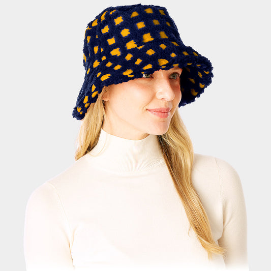 HATEGORY Check Patterned Faux Fur Bucket Hat