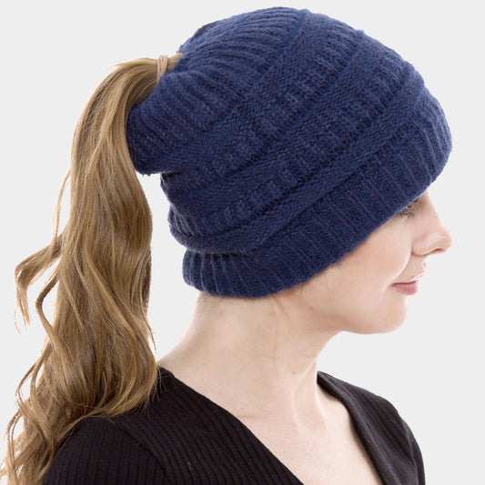 HATEGORY Cable Knit Ponytail Beanie Hat
