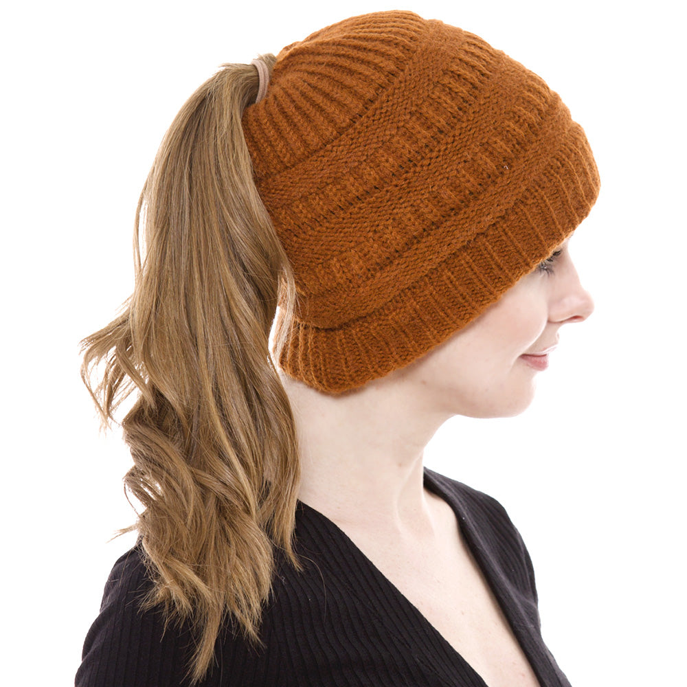 HATEGORY Cable Knit Ponytail Beanie Hat