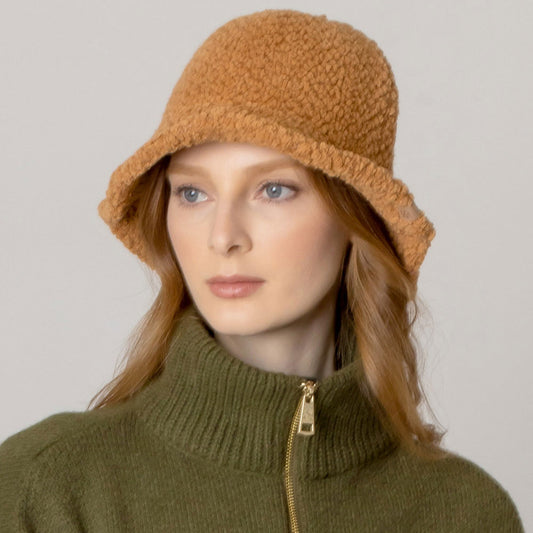 HATEGORY Teddy Sherpa Bucket Hat