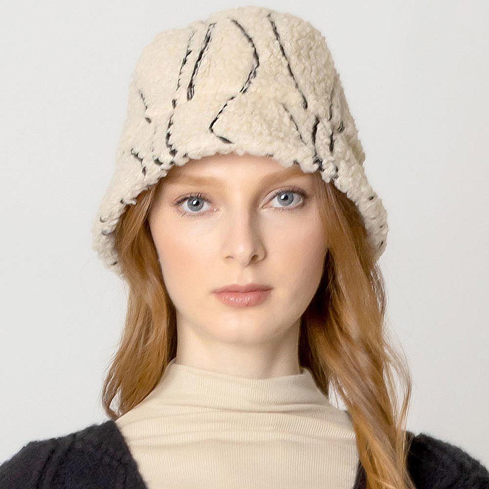 HATEGORY Geometric Sherpa Bucket Hat