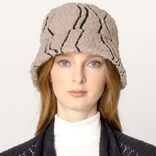 HATEGORY Geometric Sherpa Bucket Hat