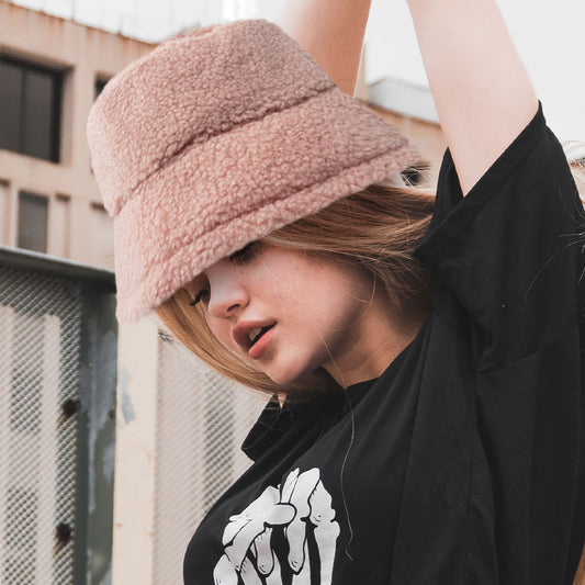 HATEGORY Fluffy Bucket Hat
