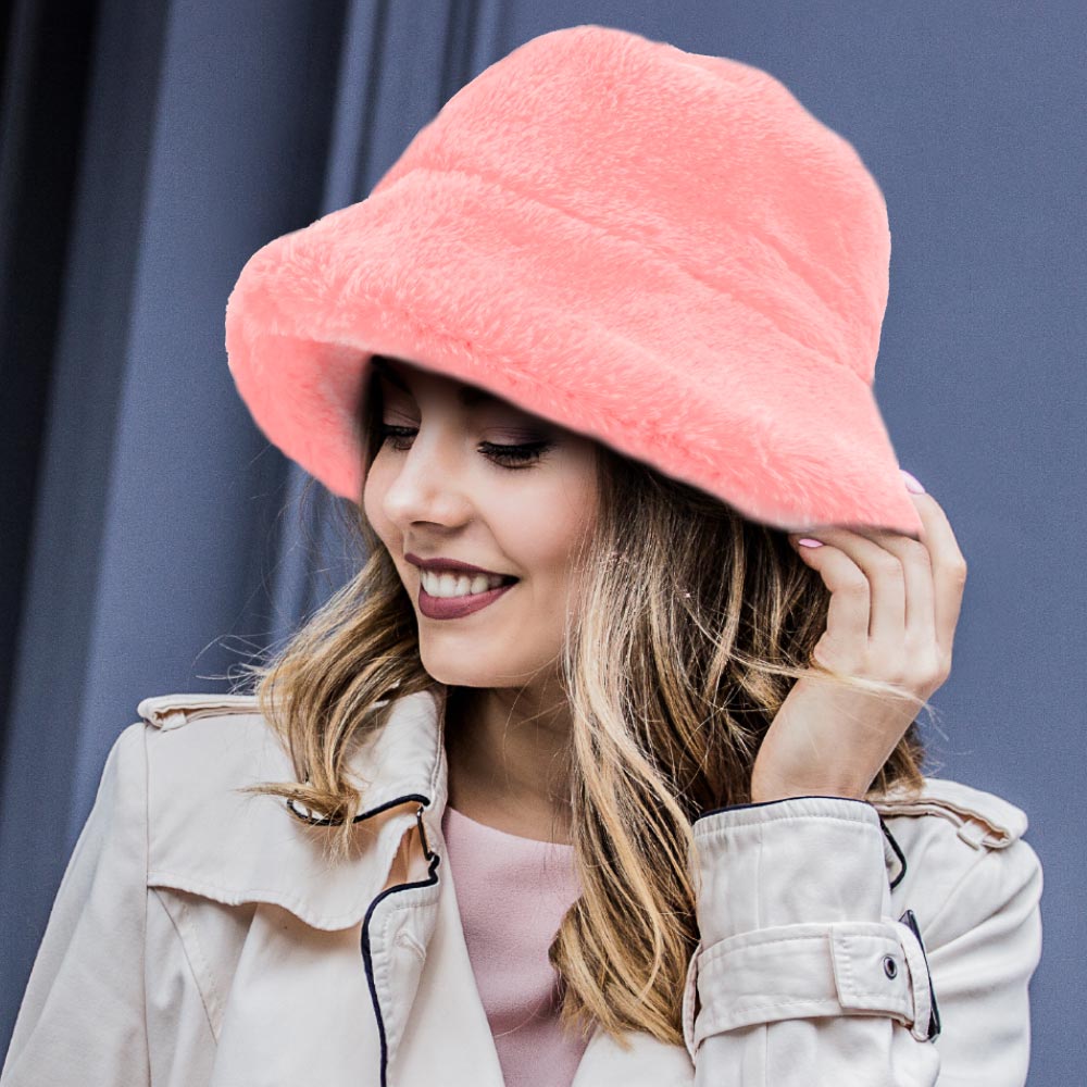 HATEGORY Faux Fur Bucket Hat