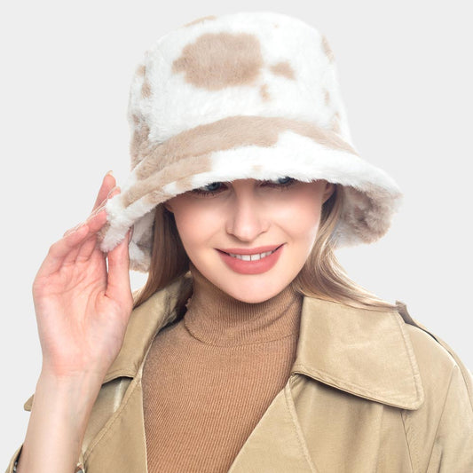 HATEGORY Cow Patterned Soft Faux Fur Bucket Hat